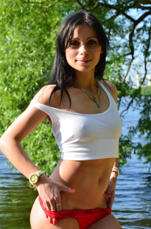 Мила, 22 года, 1 размер груди